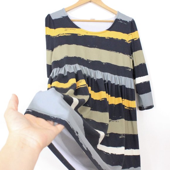 Nanu Striped Skater Dress - Picture 7 of 8